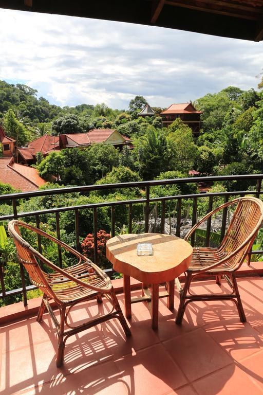 Spring Valley Resort แกบ ภายนอก รูปภาพ