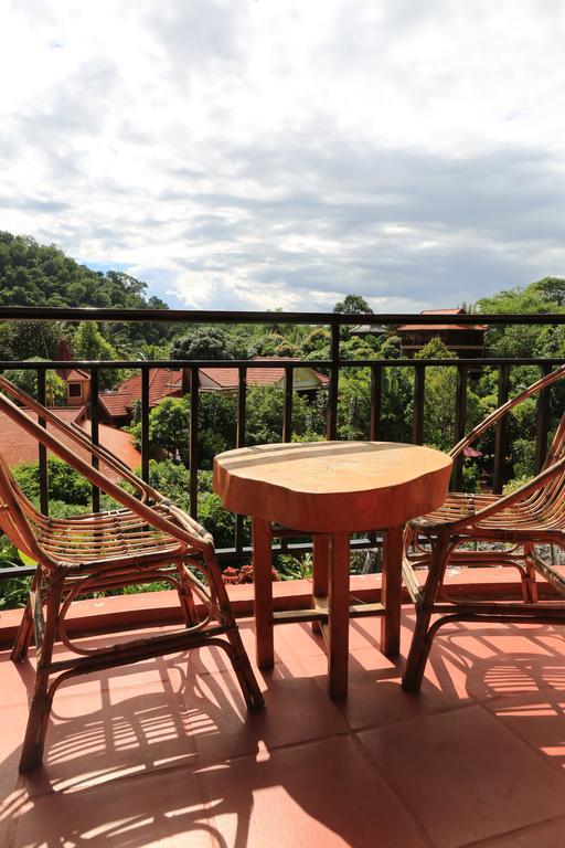 Spring Valley Resort แกบ ภายนอก รูปภาพ