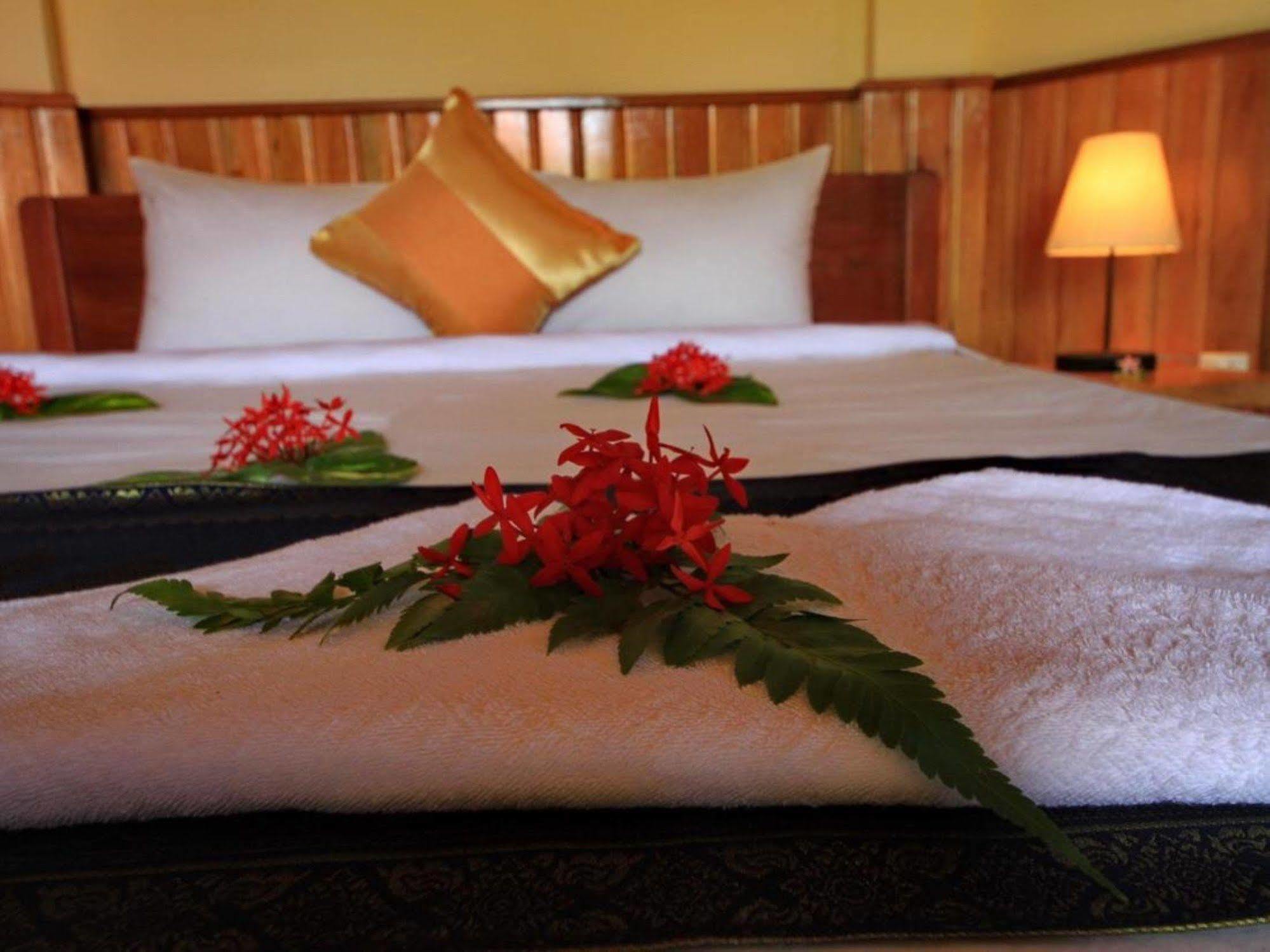 Spring Valley Resort แกบ ภายนอก รูปภาพ