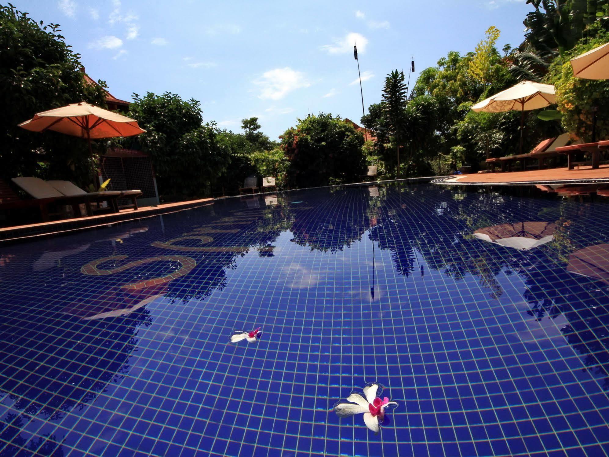 Spring Valley Resort แกบ ภายนอก รูปภาพ