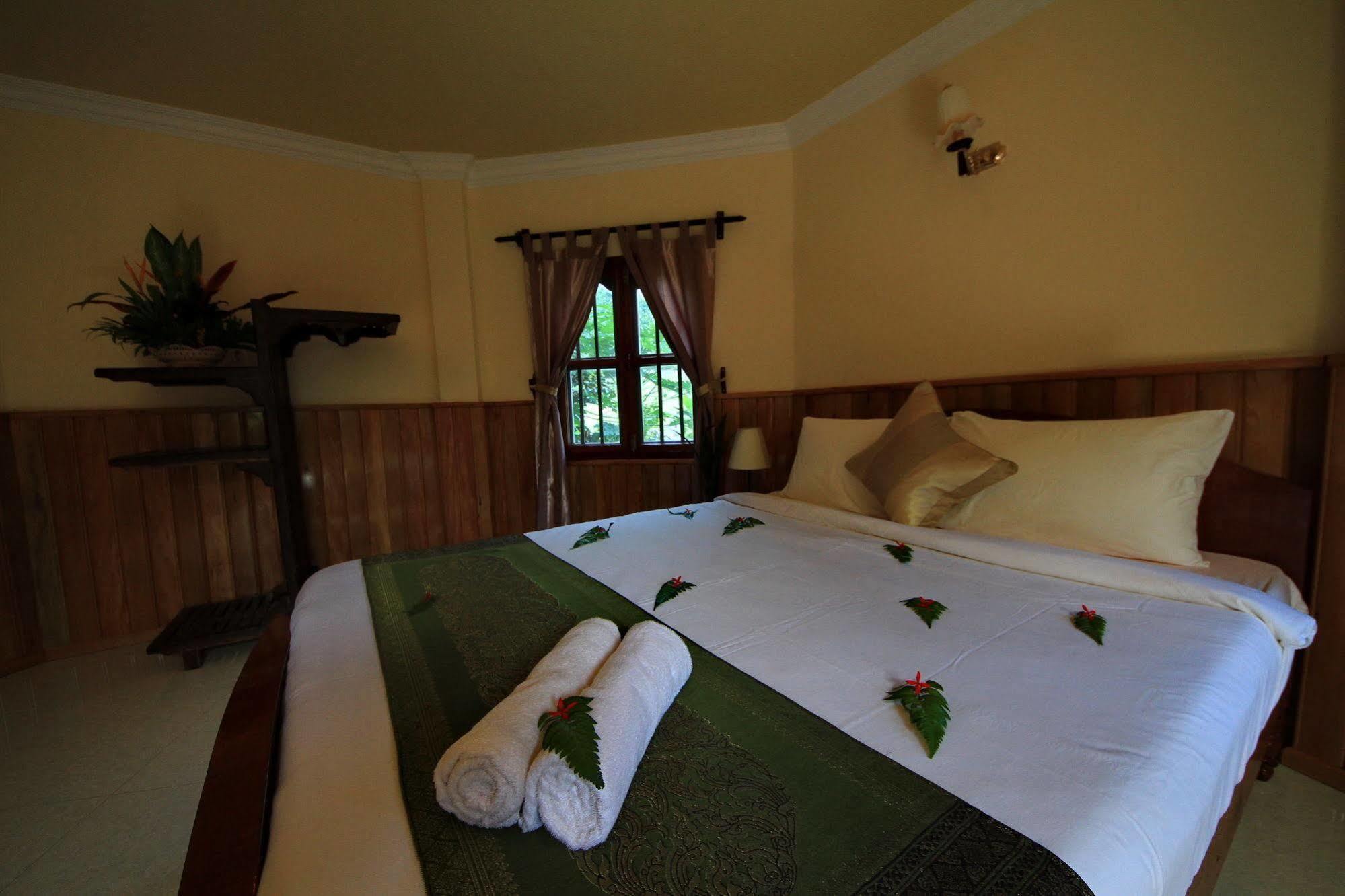 Spring Valley Resort แกบ ภายนอก รูปภาพ