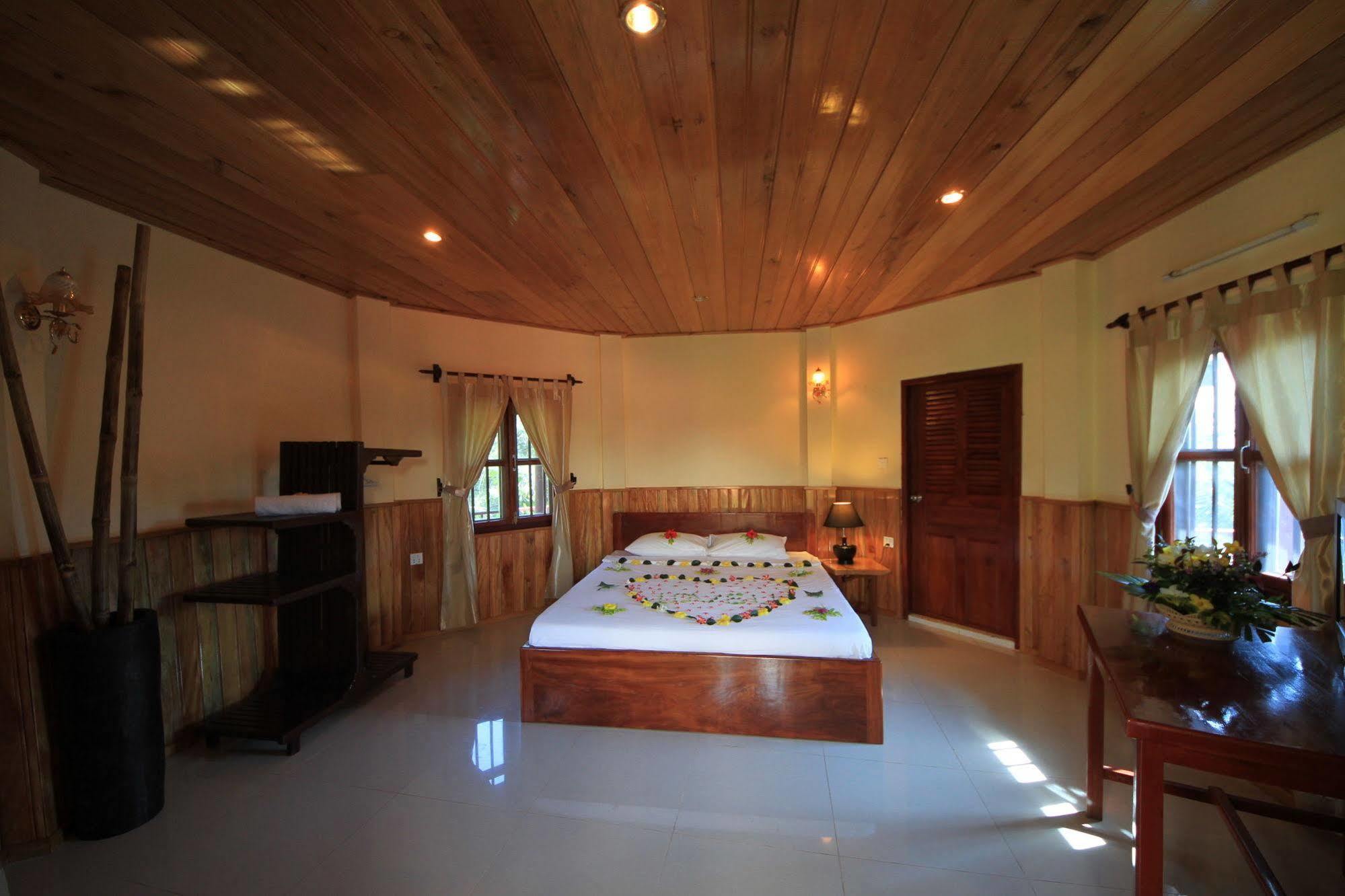 Spring Valley Resort แกบ ภายนอก รูปภาพ