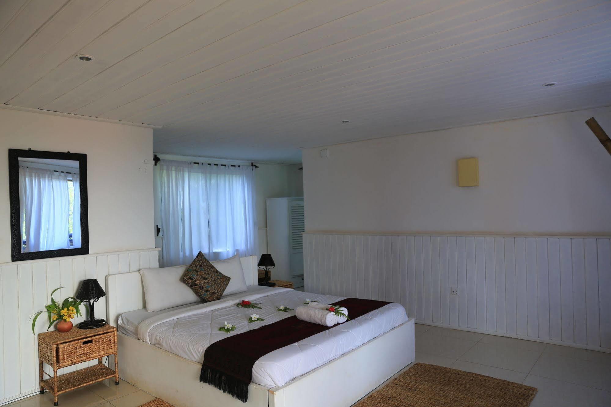 Spring Valley Resort แกบ ภายนอก รูปภาพ